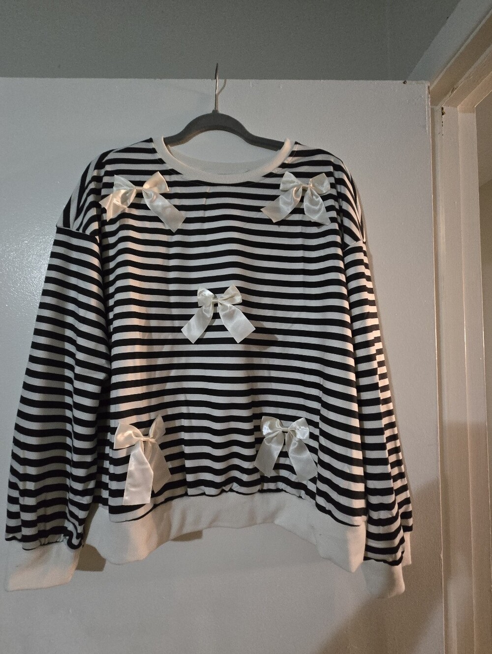 Black & White Striped Bow-Accent Women's Sweater